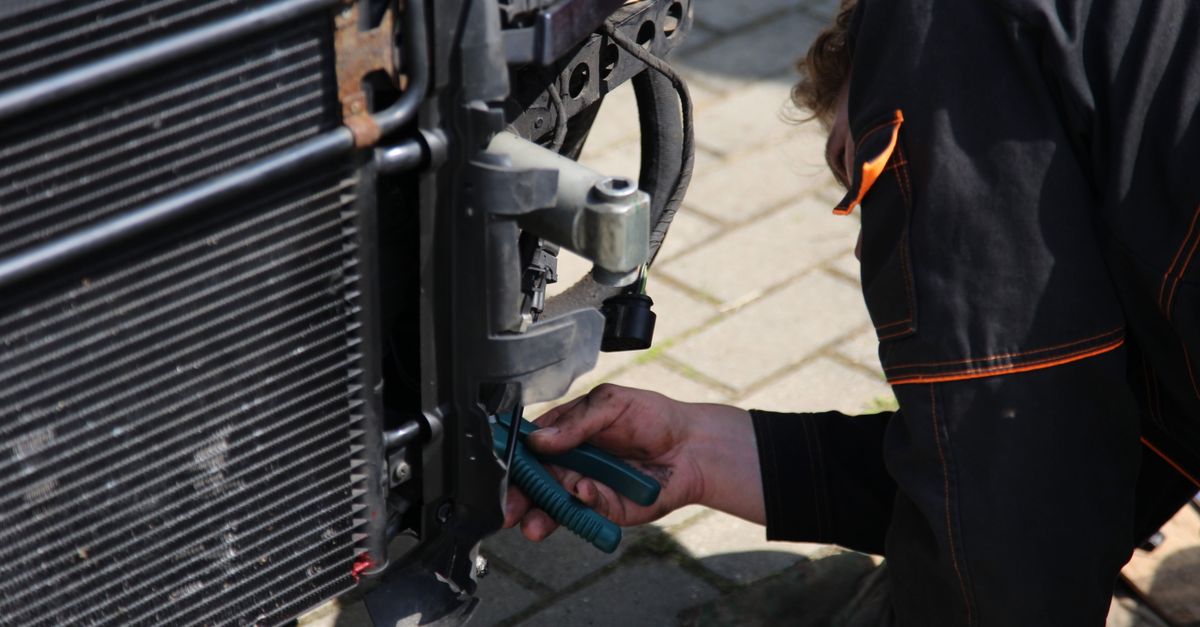 locksmith service technician — Dalton Locksmith VA
